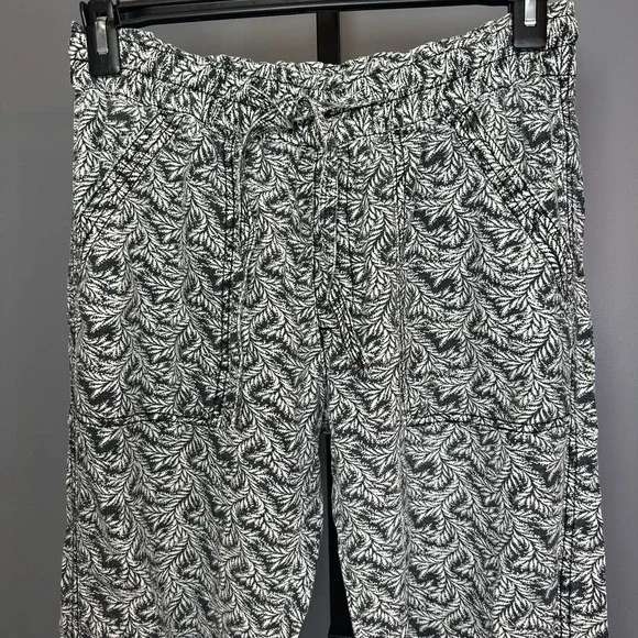 Anthropologie Women's Rhys Utility Joggers Pants Leaf Linen Blend Size Medium‎ - Picture 2 of 8